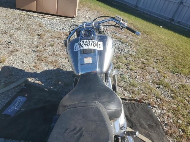 2006 Suzuki C90