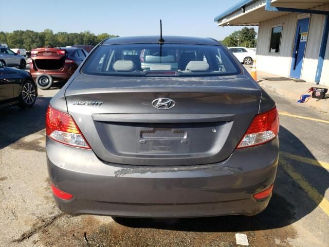 2013 Hyundai Accent GLS