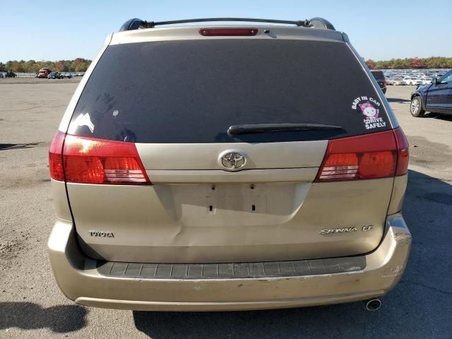 2004 Toyota Sienna CE