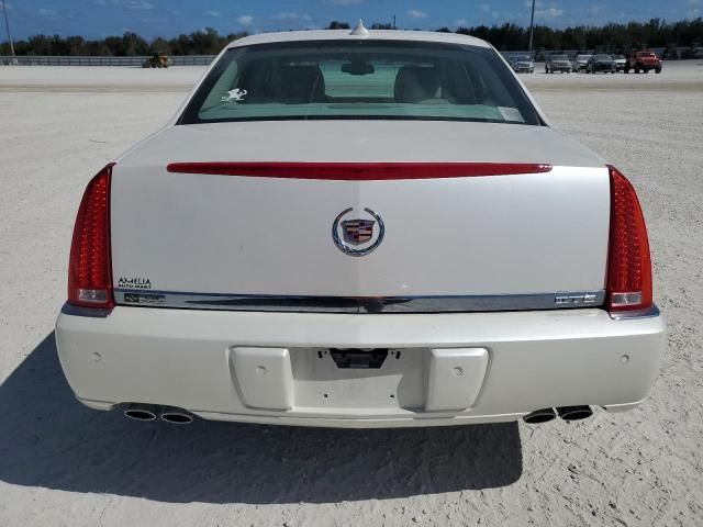 2010 Cadillac DTS Luxury Collection