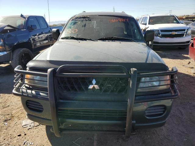 2003 Mitsubishi Montero Sport ES