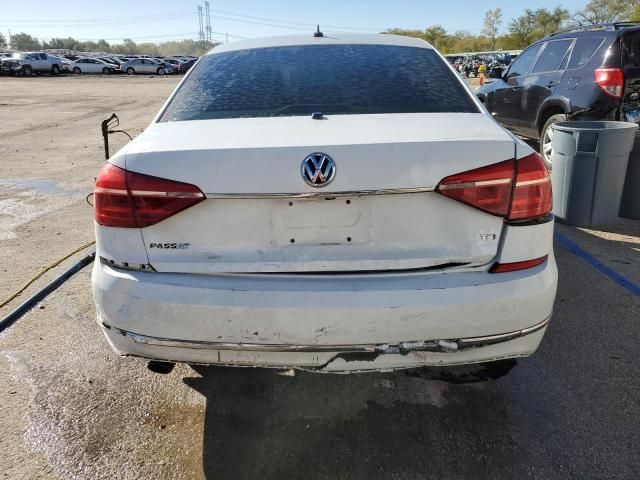 2016 Volkswagen Passat S