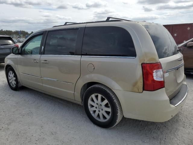 2013 Chrysler Town & Country Touring