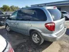 2005 Dodge Caravan SXT