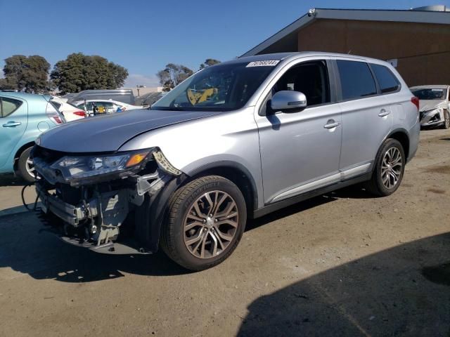 2016 Mitsubishi Outlander SE