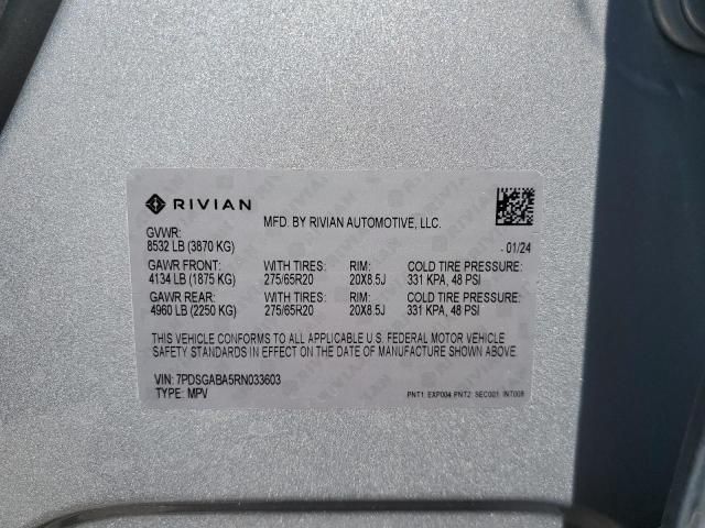 2024 Rivian R1S Adventure