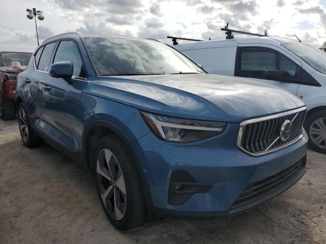 2023 Volvo XC40 Plus