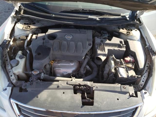 2010 Nissan Altima Base