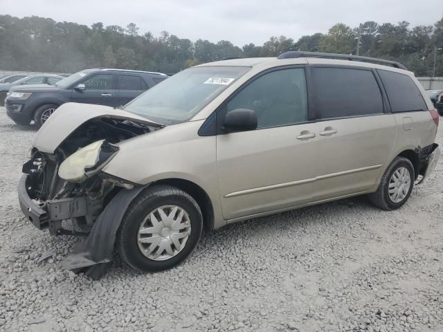 2005 Toyota Sienna CE