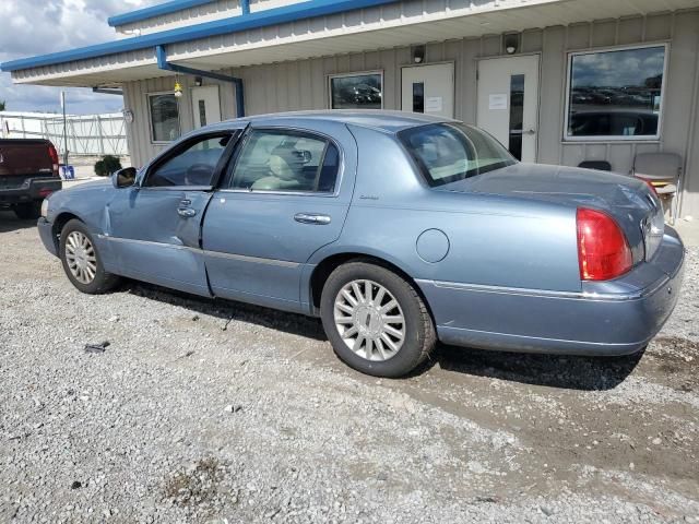 2003 Lincoln Town Car Signature