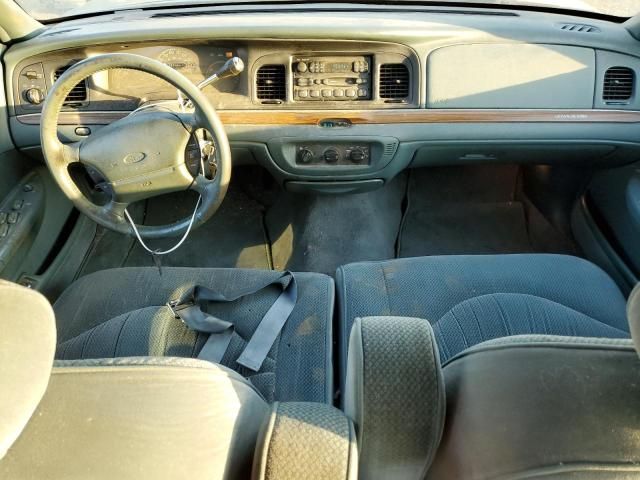 1996 Ford Crown Victoria LX