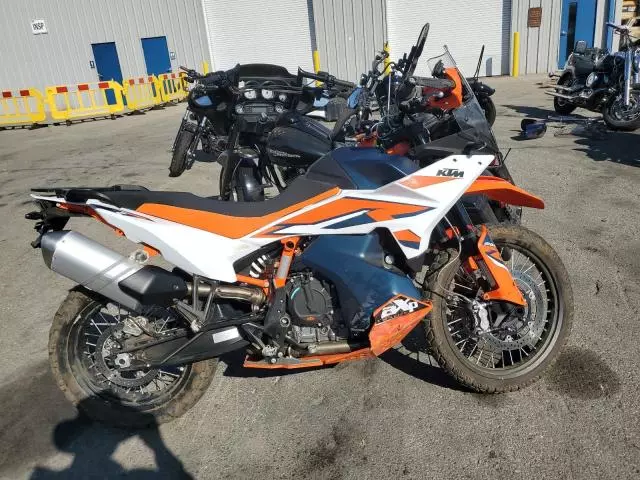 2023 KTM 890 Adventure R