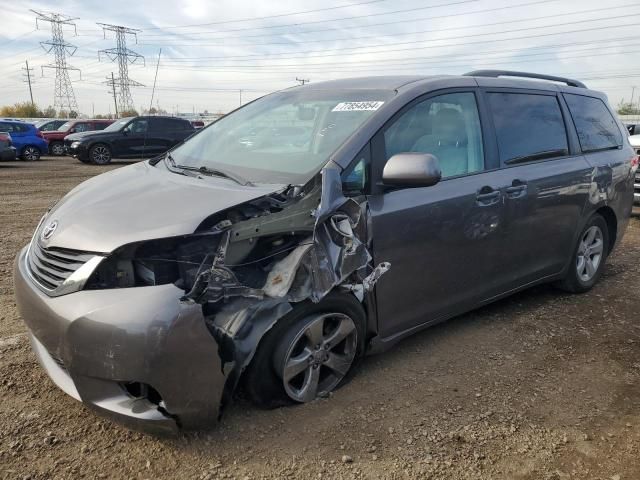 2011 Toyota Sienna LE