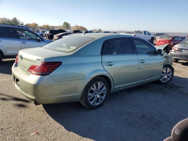 2010 Toyota Avalon XL