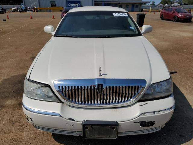 2007 Lincoln Town Car Signature