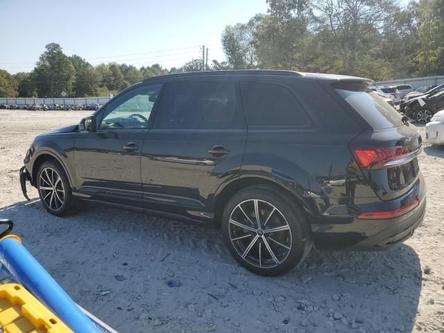 2021 Audi Q7 Premium Plus