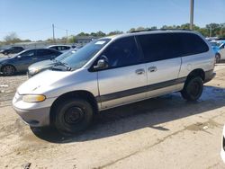 Carros salvage para piezas a la venta en subasta: 2000 Dodge Grand Caravan SE