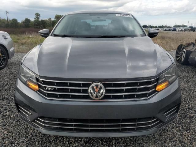 2017 Volkswagen Passat R-Line