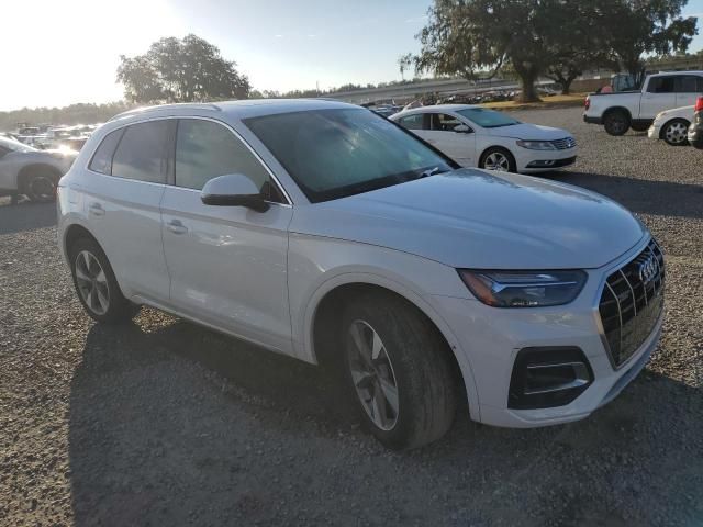 2022 Audi Q5 Premium Plus 40