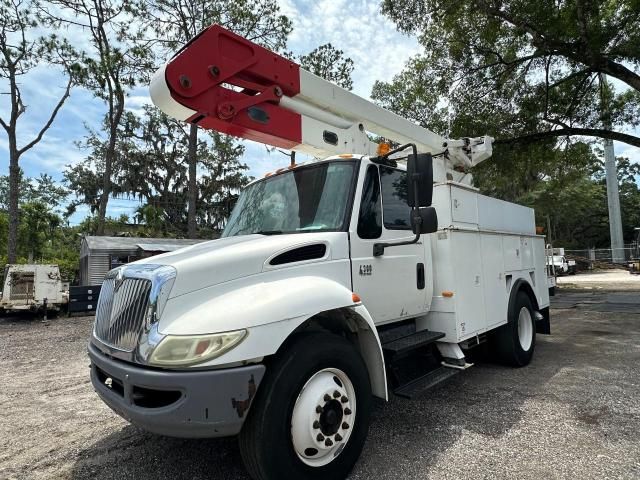 2005 International 4000 4300