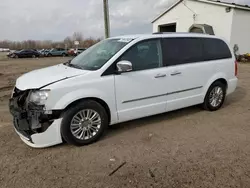 2016 Chrysler Town & Country Limited en venta en Portland, MI