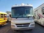 2005 Damon 2005 Workhorse Custom Chassis Motorhome Chassis W2