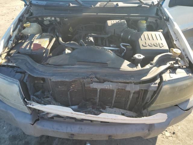 2004 Jeep Grand Cherokee Laredo