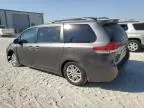 2014 Toyota Sienna XLE