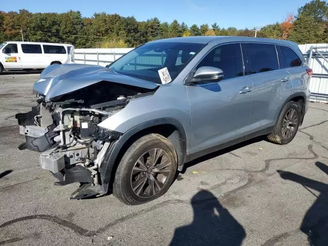 2019 Toyota Highlander LE