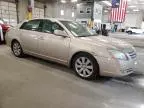 2005 Toyota Avalon XL