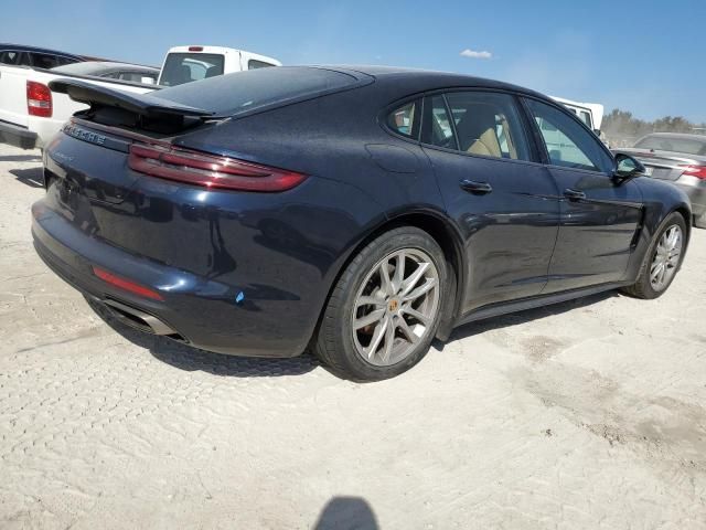 2018 Porsche Panamera 4