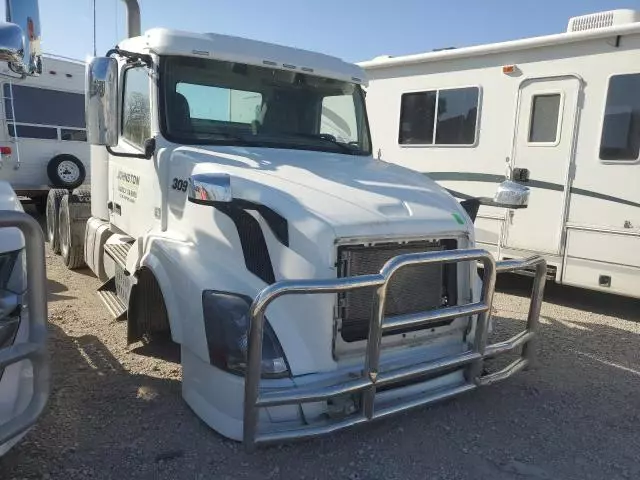 2012 Volvo VN VNL