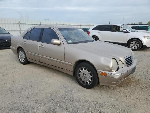 2000 Mercedes-Benz E 320