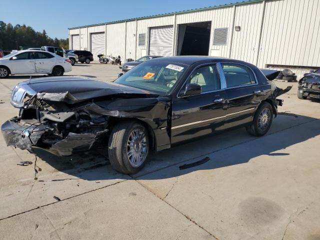 2009 Lincoln Town Car Signature Limited