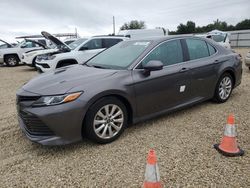 Carros dañados por inundaciones a la venta en subasta: 2019 Toyota Camry L