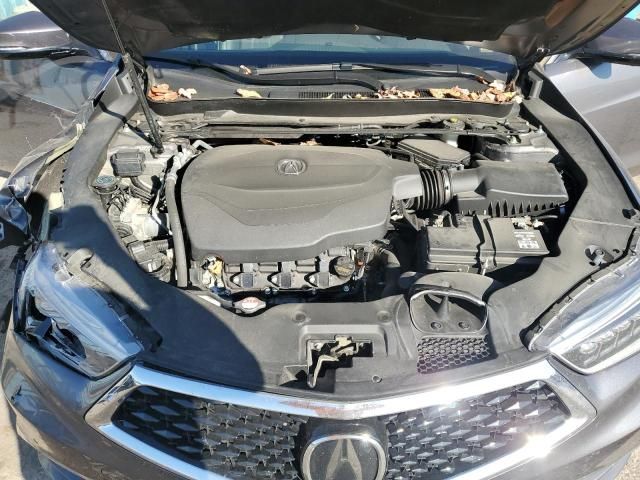 2019 Acura TLX Advance