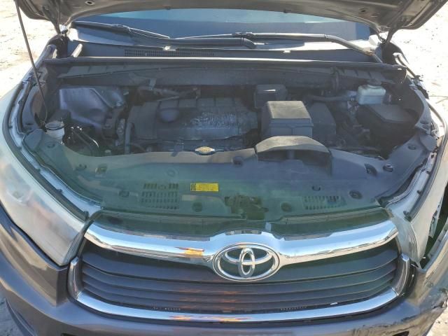 2015 Toyota Highlander LE