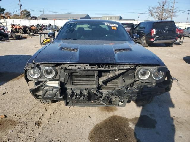 2015 Dodge Challenger SXT Plus