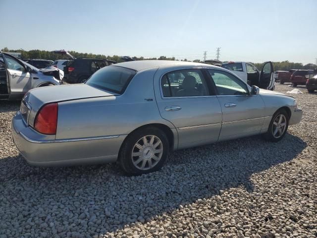 2007 Lincoln Town Car Signature Limited