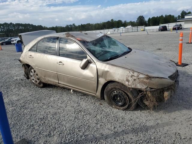 2004 Toyota Camry LE