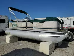 Salvage boats for sale at Apopka, FL auction: 2001 SYL Vessel