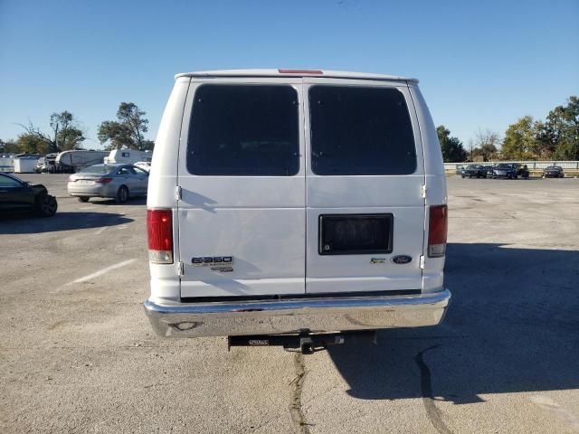 2010 Ford Econoline E350 Super Duty Wagon