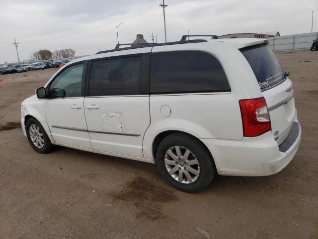 2016 Chrysler Town & Country Touring