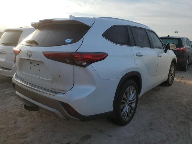 2022 Toyota Highlander Platinum