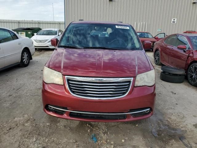 2013 Chrysler Town & Country Touring