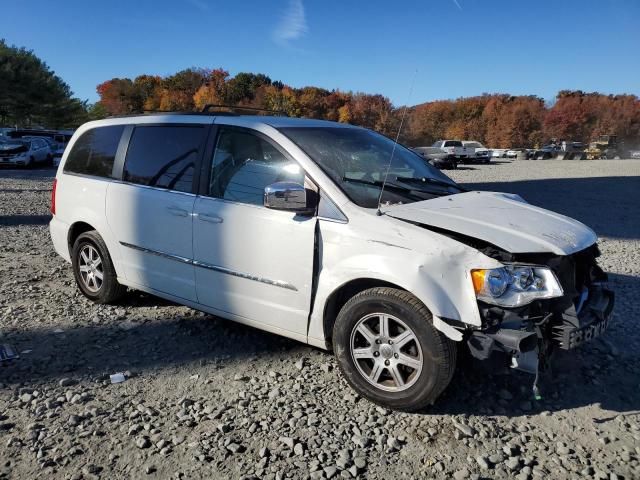 2012 Chrysler Town & Country Touring L