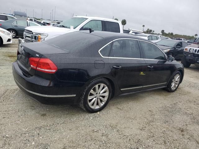 2012 Volkswagen Passat SEL