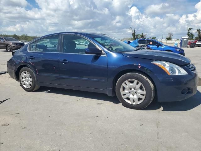 2011 Nissan Altima Base