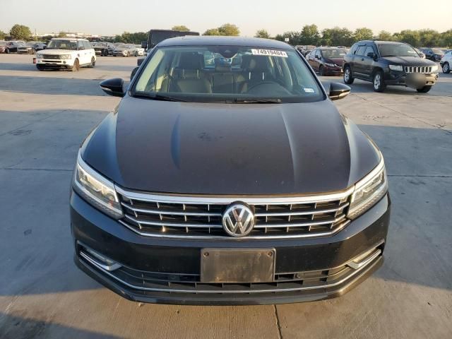 2016 Volkswagen Passat SEL Premium