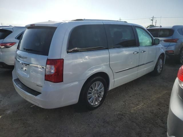 2016 Chrysler Town & Country Limited